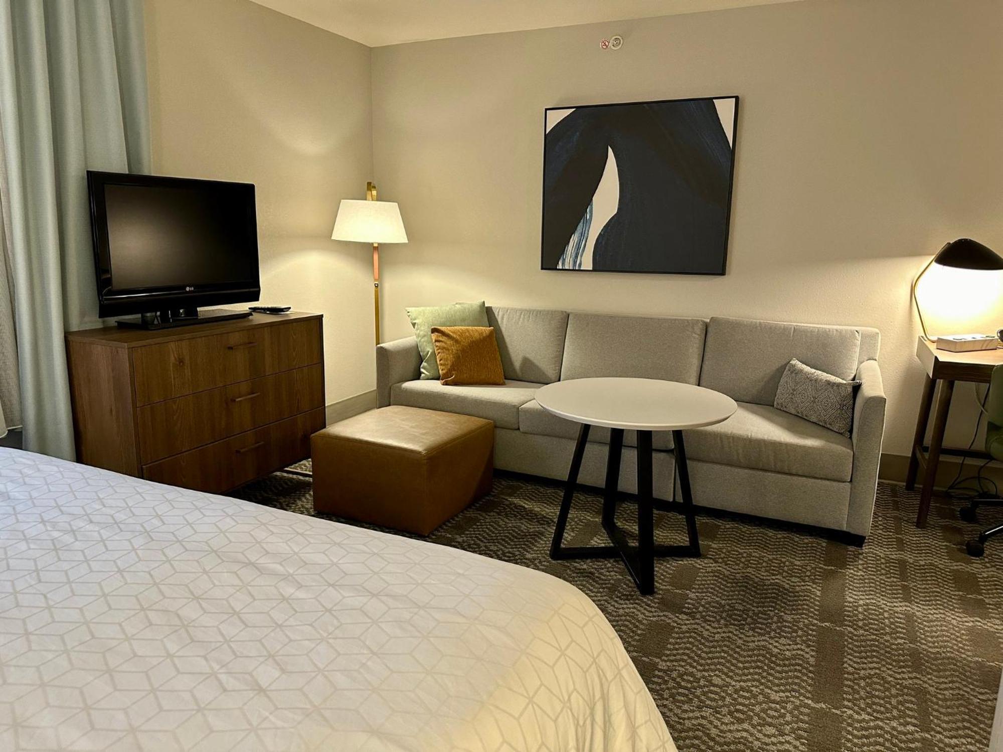 Staybridge Suites Milwaukee West-Oconomowoc By Ihg Экстерьер фото