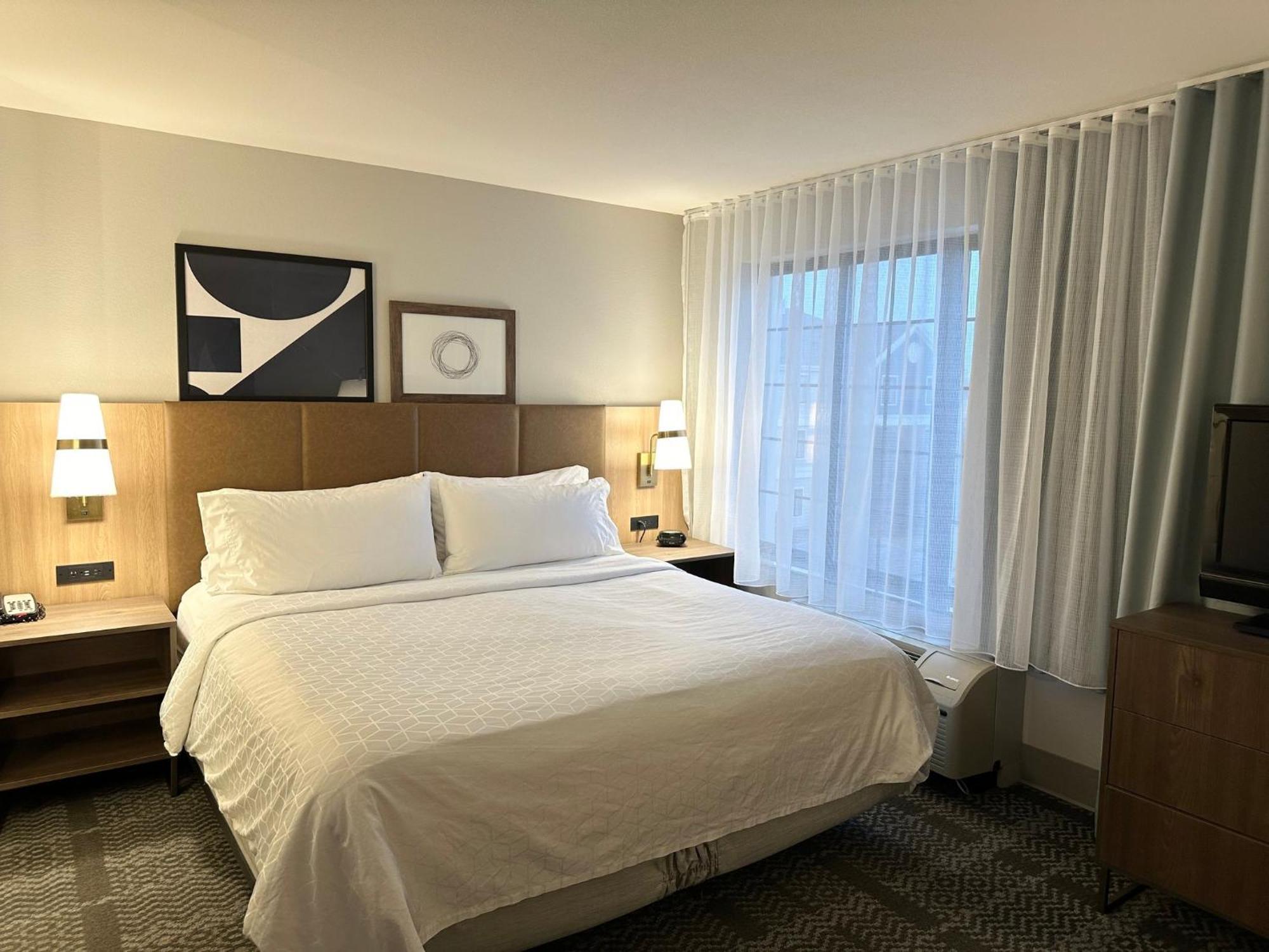 Staybridge Suites Milwaukee West-Oconomowoc By Ihg Экстерьер фото