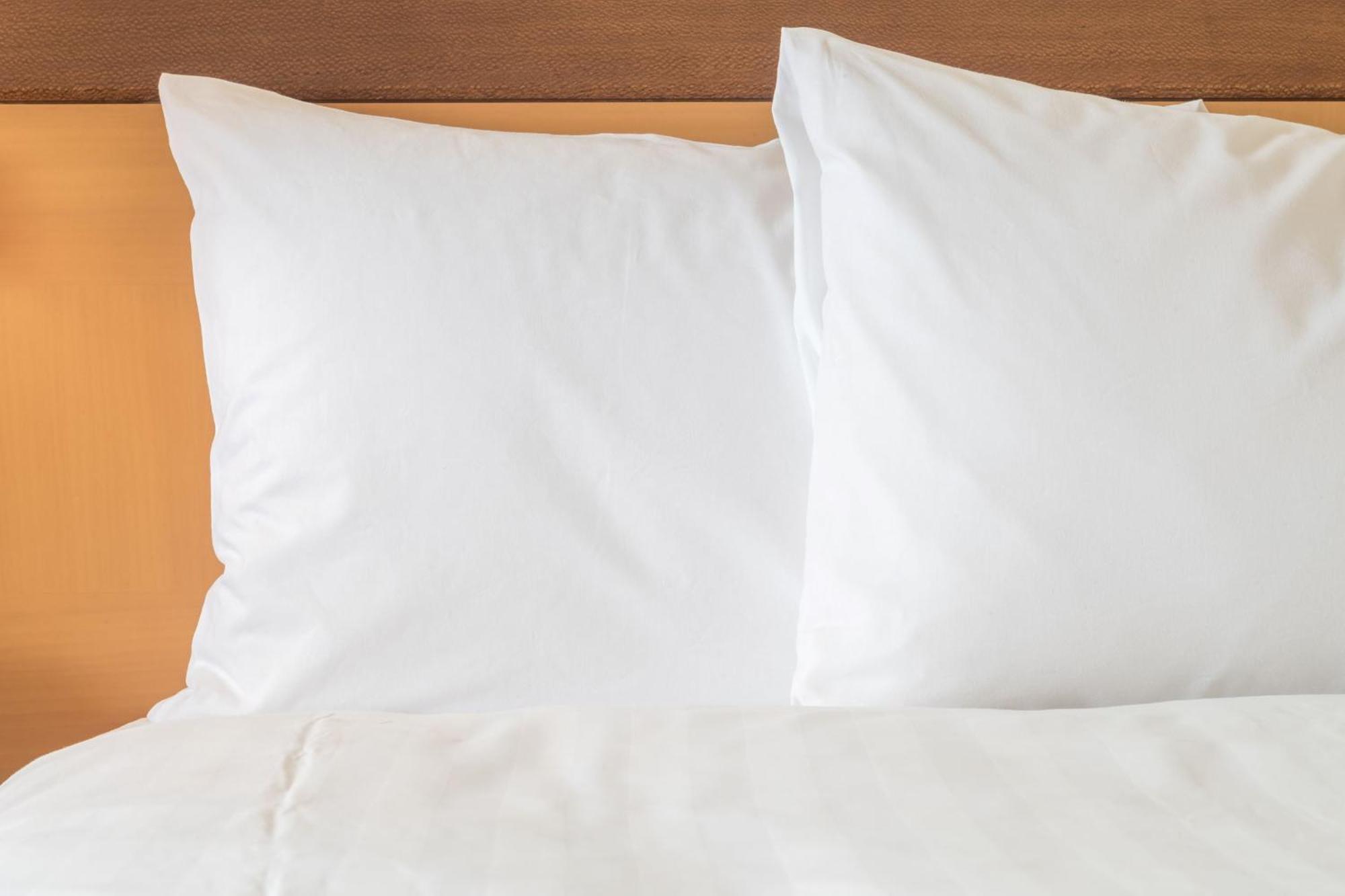 Staybridge Suites Milwaukee West-Oconomowoc By Ihg Экстерьер фото